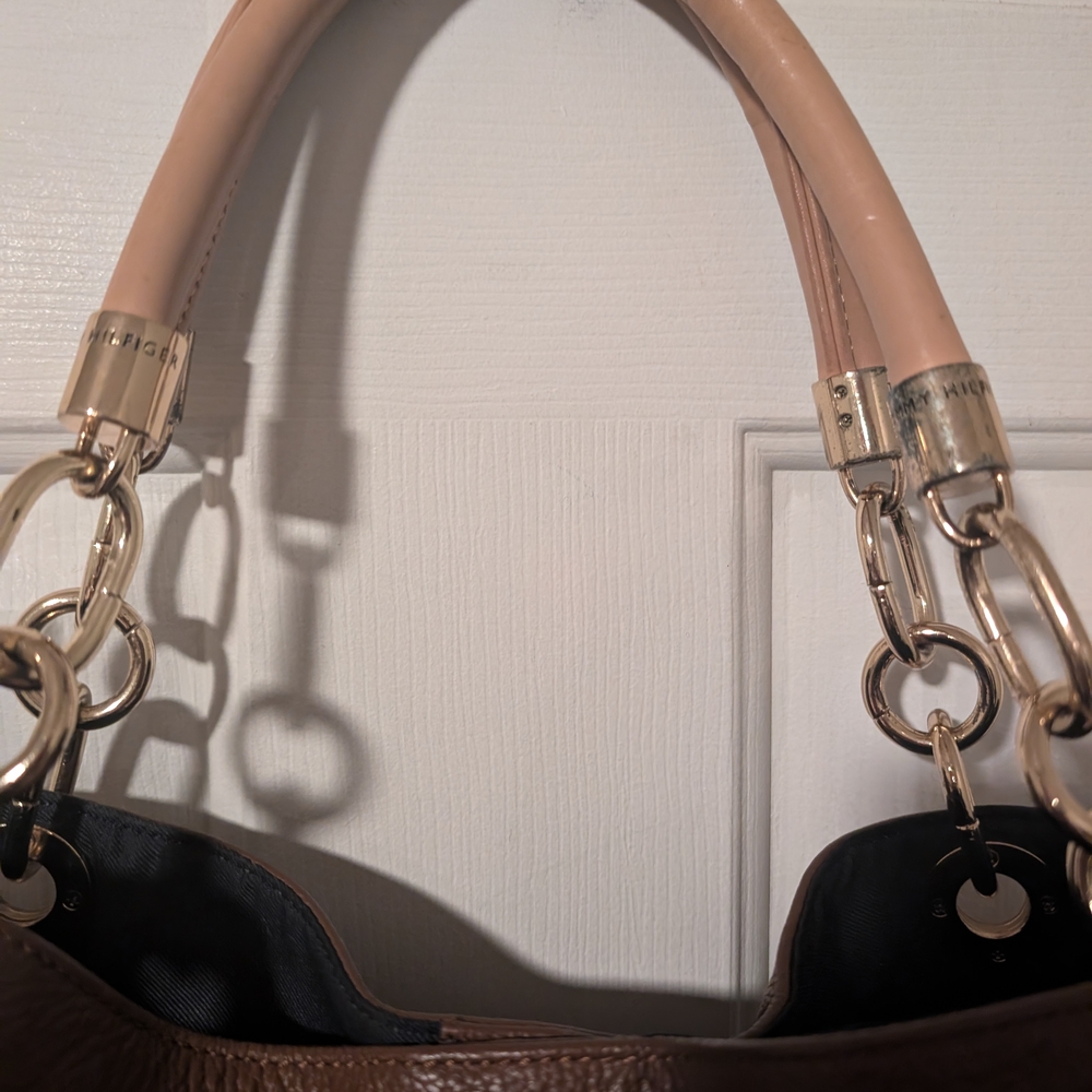 Tommy Hilfiger Brown Tote Leather Handbag NWOT - Picture 3 of 8
